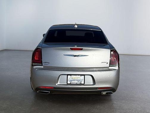 2015 Chrysler 300 S