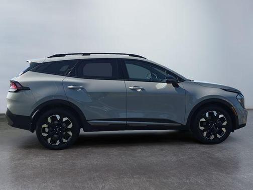 Wolf Gray 2023 Kia Sportage X-Line