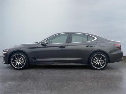 2024 Genesis G70 2.5T
