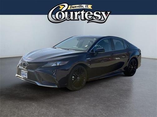 2021 Toyota Camry Hybrid XSE
