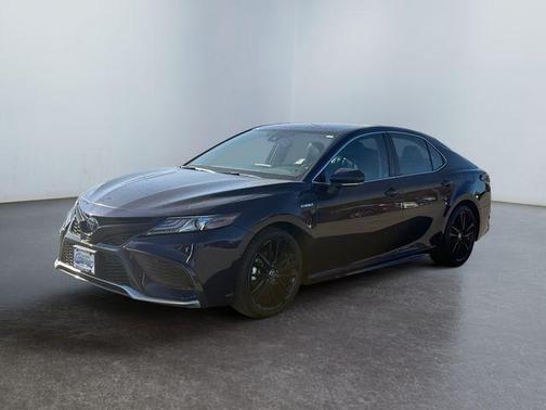 2021 Toyota Camry Hybrid XSE