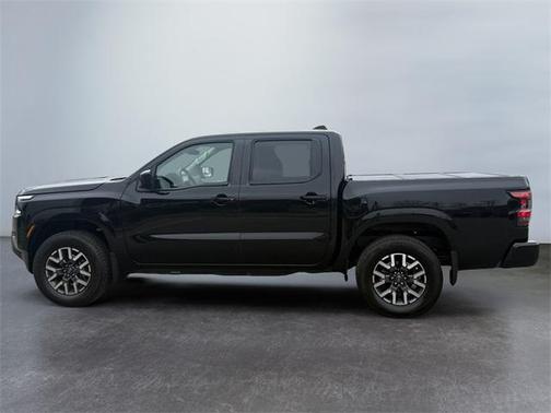 2024 Nissan Frontier SL