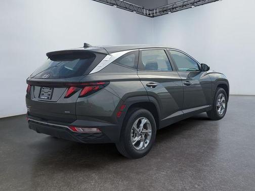Amazon Gray 2023 Hyundai TUCSON SE