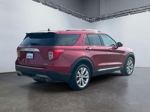 2023 Ford Explorer Platinum