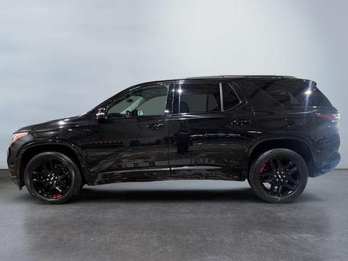 Mosaic Black Metallic 2019 Chevrolet Traverse Premier