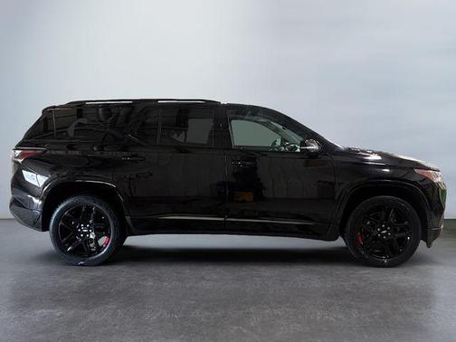 Mosaic Black Metallic 2019 Chevrolet Traverse Premier