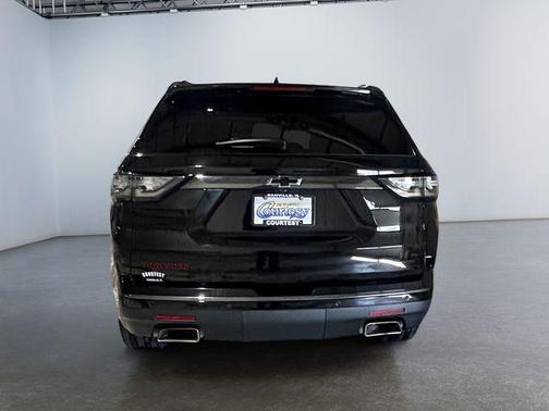 Mosaic Black Metallic 2019 Chevrolet Traverse Premier