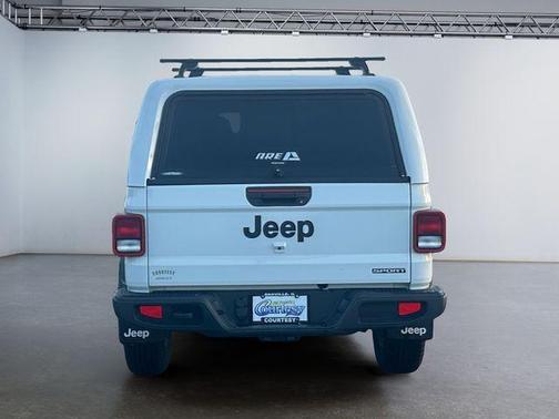 2020 Jeep Gladiator Sport