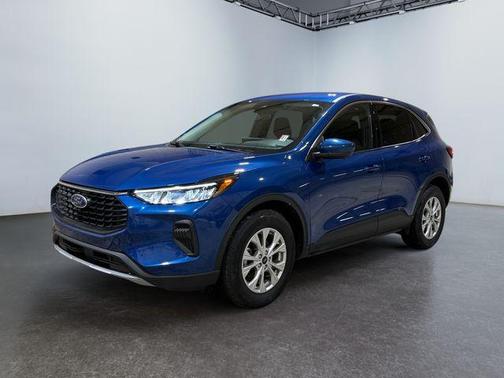 Atlas Blue Metallic 2023 Ford Escape Active