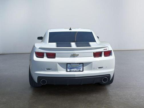 Summit White 2011 Chevrolet Camaro 2SS