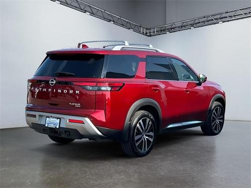 2024 Nissan Pathfinder Platinum