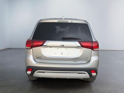 2020 Mitsubishi Outlander 