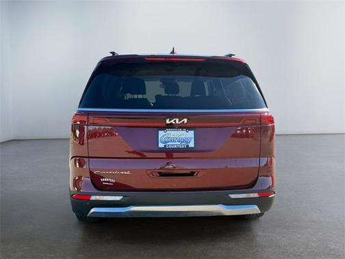2022 Kia Carnival SX