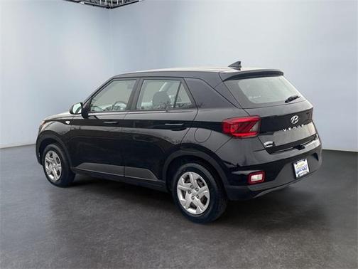 2020 Hyundai VENUE SE