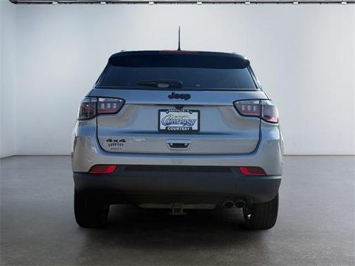 2022 Jeep Compass Altitude