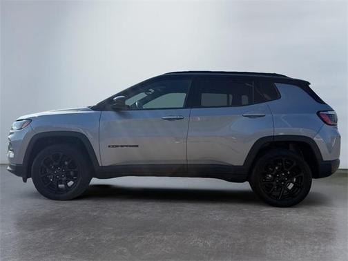 2022 Jeep Compass Altitude