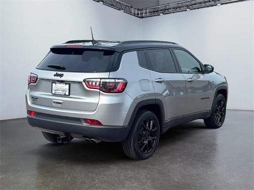 2022 Jeep Compass Altitude