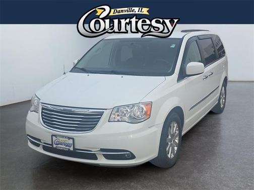 2015 Chrysler Town & Country Touring