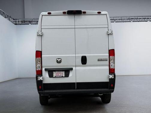 Bright White Clearcoat 2023 RAM ProMaster 2500 High Roof