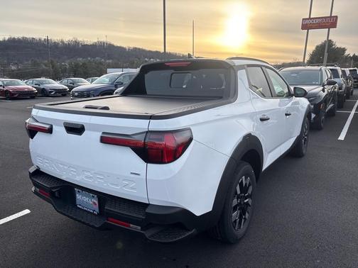 2026 Hyundai SANTA CRUZ SEL Activity