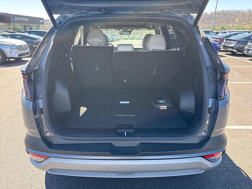 Ecotronic Gray 2025 Hyundai TUCSON Limited