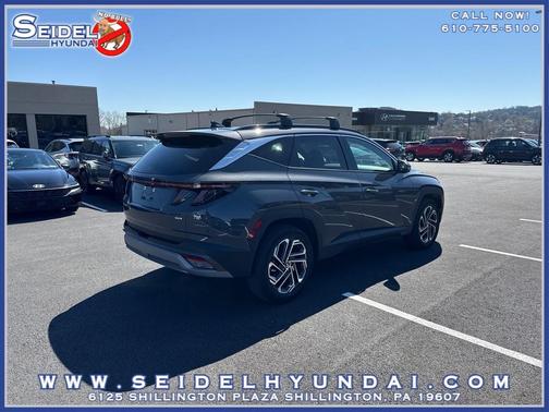 Ecotronic Gray 2025 Hyundai TUCSON Limited