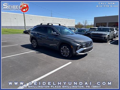 Ecotronic Gray 2025 Hyundai TUCSON Limited