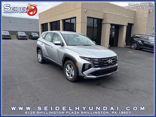 Shimmering Silver 2026 Hyundai TUCSON SE