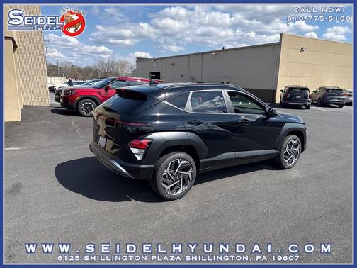 Abyss Black Pearl 2026 Hyundai KONA SEL Premium