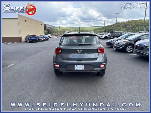 Ecotronic Gray w/Black Roof 2026 Hyundai VENUE SEL w/Two-Tone Roof