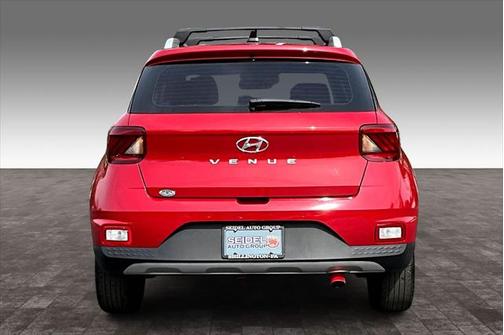 2022 Hyundai VENUE Limited