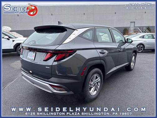 2026 Hyundai TUCSON SE