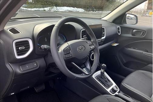 2024 Hyundai VENUE Limited