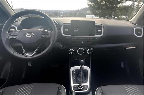 2024 Hyundai VENUE Limited