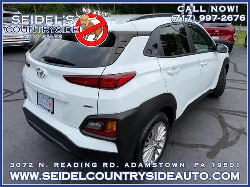 Chalk White 2018 Hyundai KONA SEL