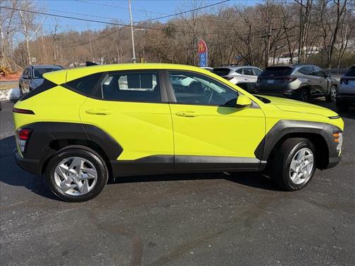 2024 Hyundai KONA SE