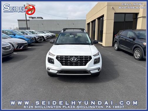 2026 Hyundai VENUE SEL w/Two-Tone Roof