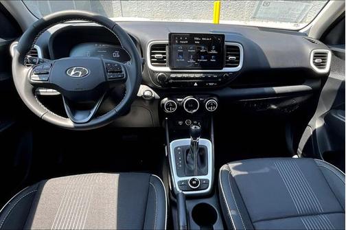 2025 Hyundai VENUE Limited