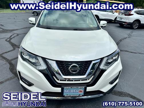 2017 Nissan Rogue SL