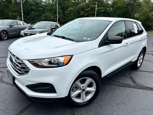 2022 Ford Edge SE
