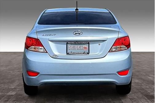 2012 Hyundai Accent SE