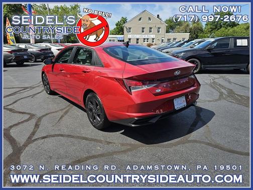 Scarlet Red Pearl 2021 Hyundai ELANTRA SEL