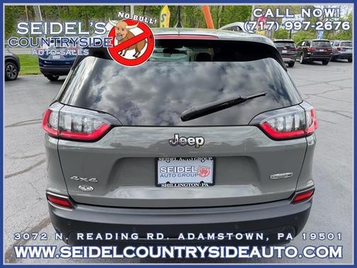 Sting-Gray Clearcoat 2019 Jeep Cherokee Latitude Plus