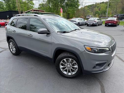 Sting-Gray Clearcoat 2019 Jeep Cherokee Latitude Plus