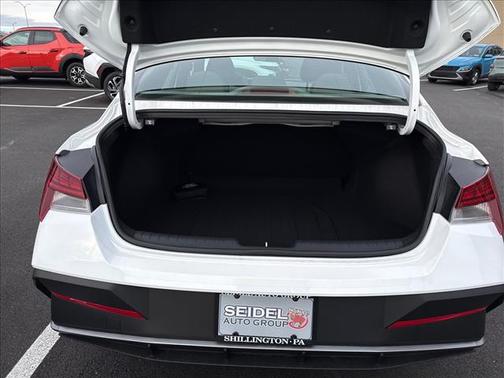 2026 Hyundai ELANTRA HEV Blue