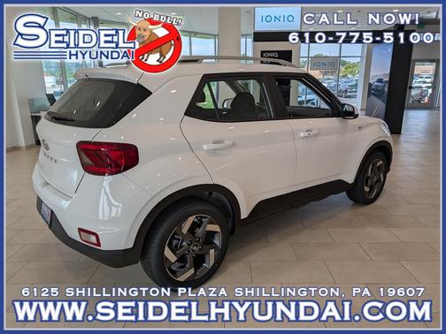 2025 Hyundai VENUE SEL