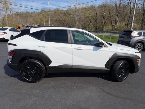 Atlas White 2026 Hyundai KONA SEL Sport