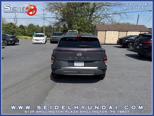 Ecotronic Gray Pearl 2026 Hyundai KONA Limited