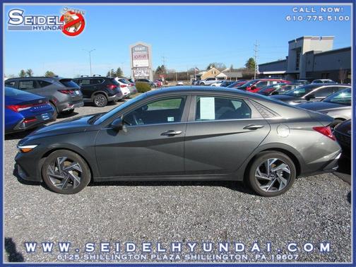 2025 Hyundai ELANTRA SEL