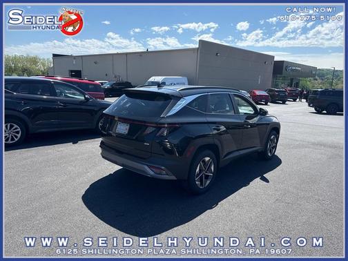 Phantom Black 2026 Hyundai TUCSON SEL Premium